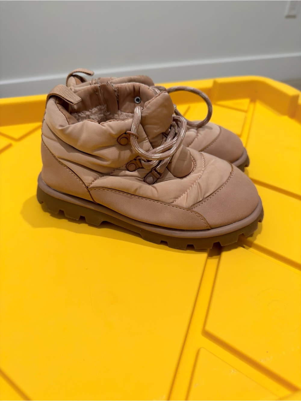 Zara Kids Tan Puffer Snow Boots